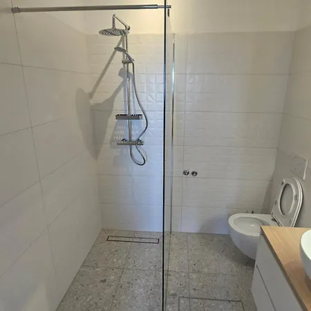 Seaside With Free Parking 1 Apartman *